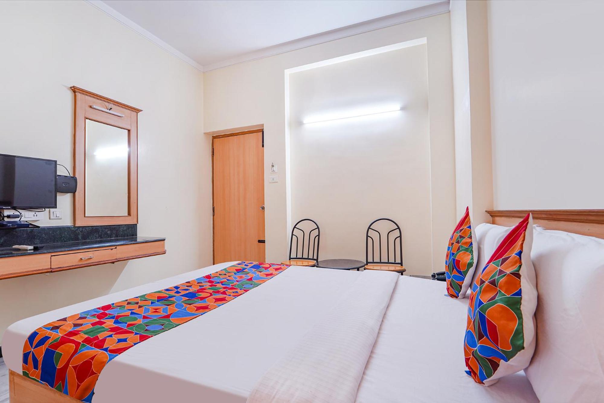 Fabhotel Ess Paradise - Nr Bus Stand 哥印拜陀 外观 照片