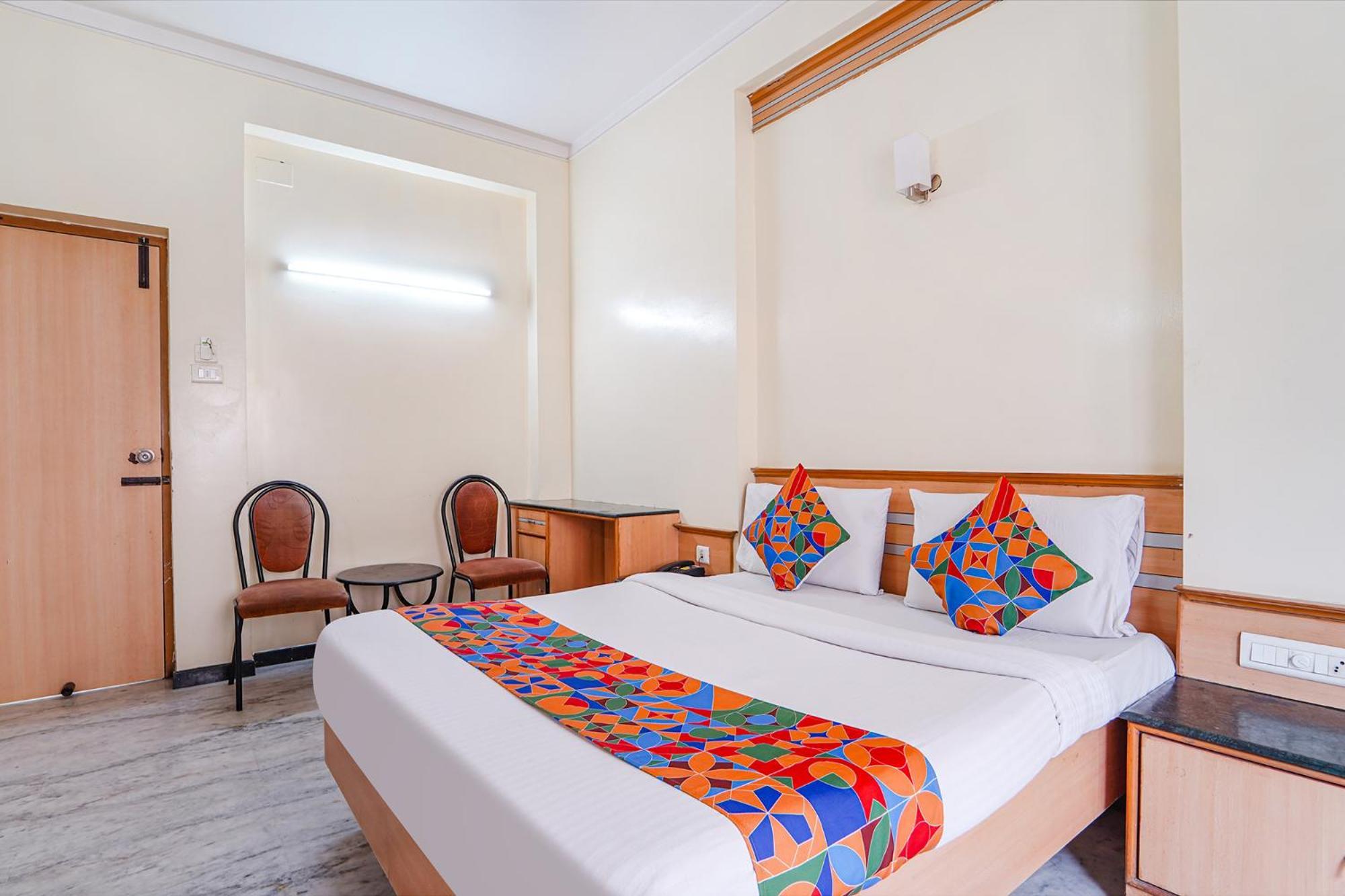 Fabhotel Ess Paradise - Nr Bus Stand 哥印拜陀 外观 照片