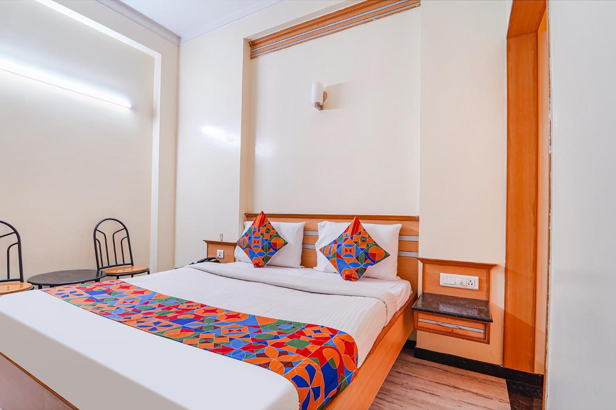 Fabhotel Ess Paradise - Nr Bus Stand 哥印拜陀 外观 照片