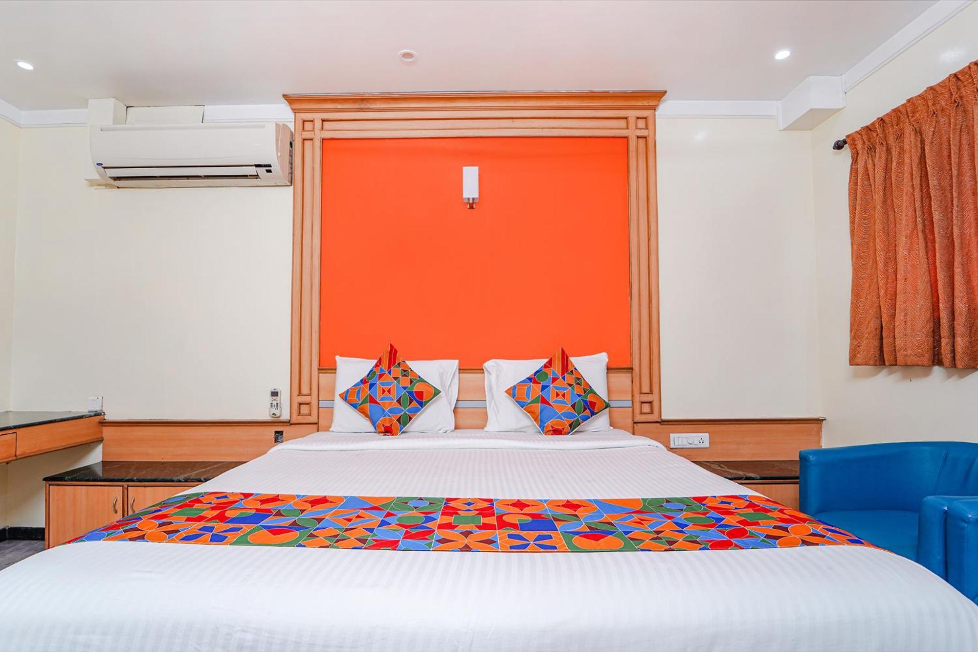Fabhotel Ess Paradise - Nr Bus Stand 哥印拜陀 外观 照片