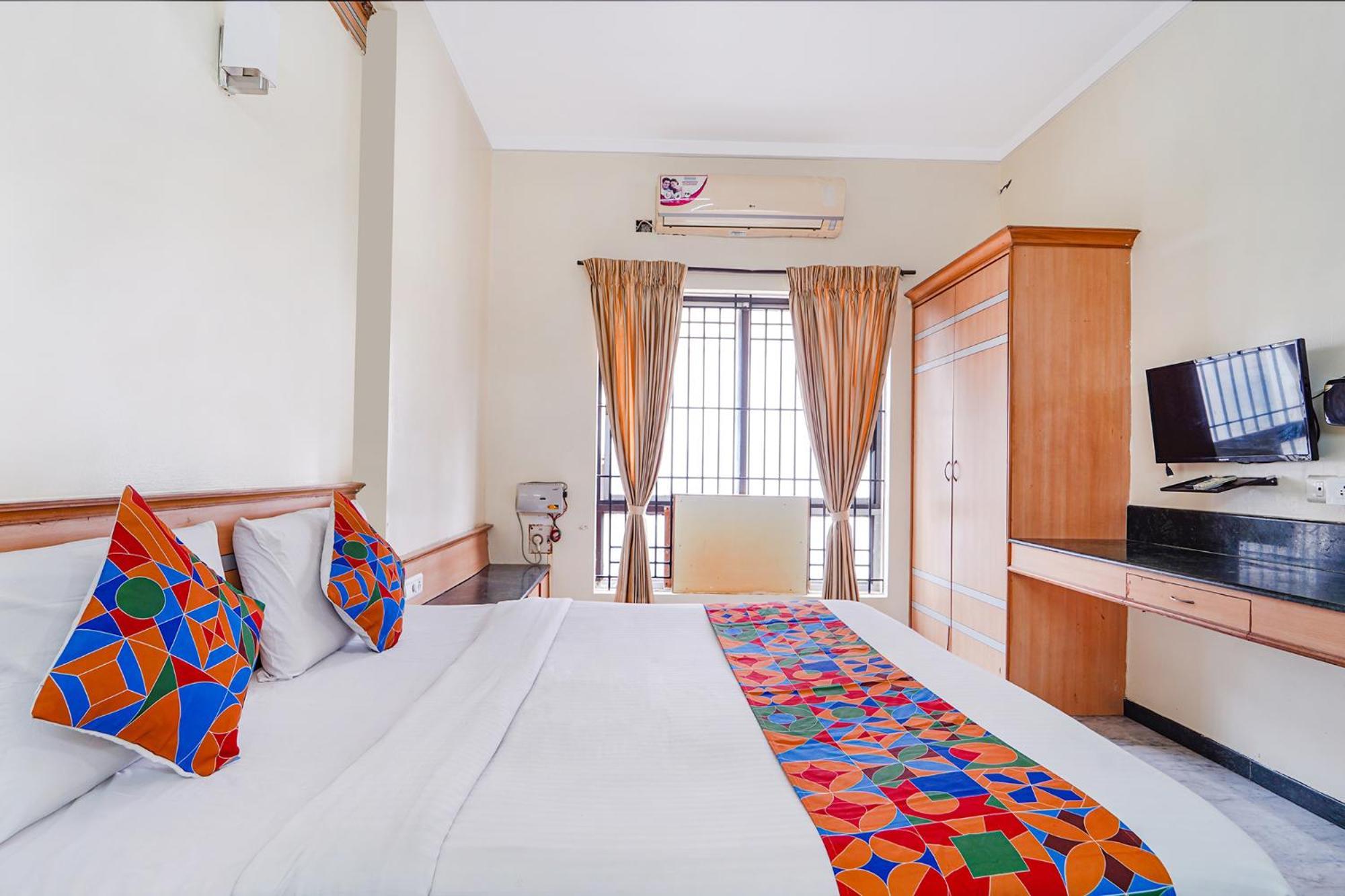 Fabhotel Ess Paradise - Nr Bus Stand 哥印拜陀 外观 照片